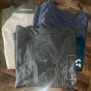 Set of Graphic and Solid Long Sleeve Shirts